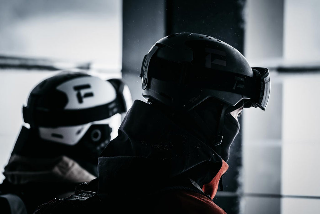 Flaxta introduces the Deep Space helmet for the 2021/2022 winter season
